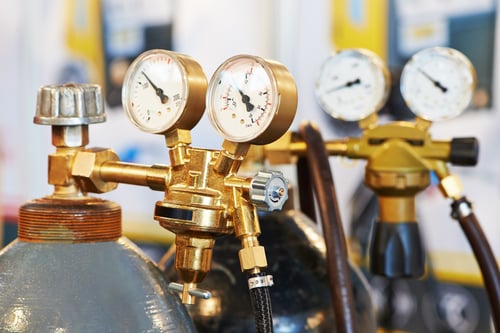 Oxygen and acetylene cylinder storage requirements